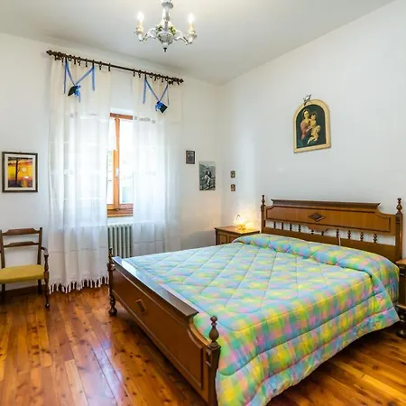 Azienda Agricola Nella Bed & Breakfast