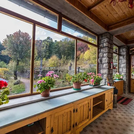 Azienda Agricola Nella Bed & Breakfast *